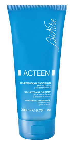 AKNET GEL DETERGENTE PURIFICANTE 200 ML - Farmamood
