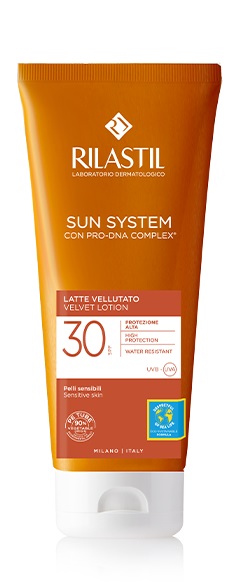 RILASTIL SUN SYSTEM PHOTO PROTECTION TERAPY LATTE VELLUTANTE SPF 30 200 ML - Farmamood